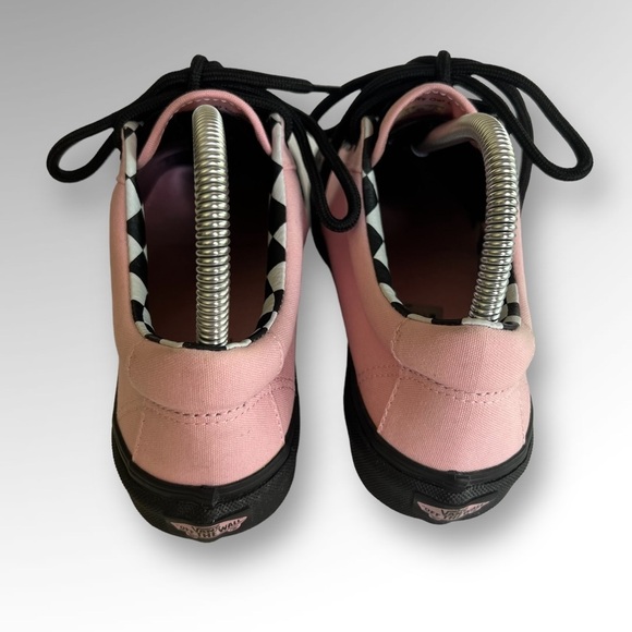 Vans Lazy Oaf Limited Womens 7.5 Mens 6 Pink Limited Shoes Skater Sneakers - Picture 8 of 8